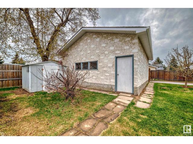 6804 32 Ave Nw, House detached with 5 bedrooms, 2 bathrooms and null parking in Edmonton AB | Image 59