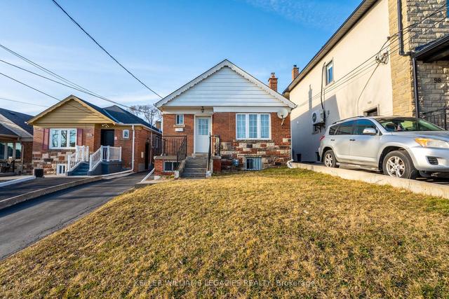 100 Cameron Ave, House detached with 2 bedrooms, 2 bathrooms and 4 parking in Toronto ON | Image 1