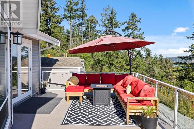 8475 Lisa Lane, House detached with 4 bedrooms, 3 bathrooms and 8 parking in Lantzville BC | Image 42