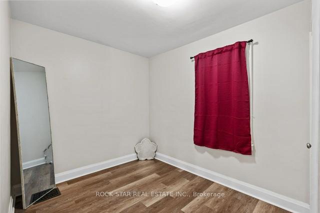 253 W 2nd St, House detached with 2 bedrooms, 2 bathrooms and 4 parking in Hamilton ON | Image 32