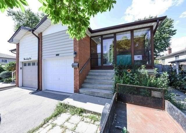 363 Montego Rd, House semidetached with 4 bedrooms, 3 bathrooms and 2 parking in Mississauga ON | Image 1