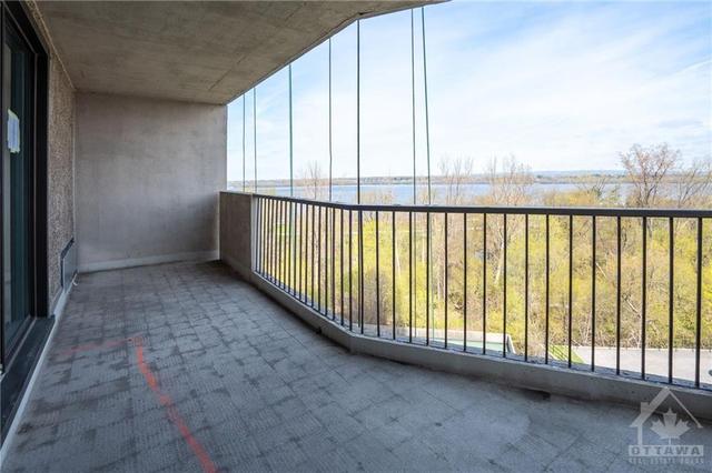 808 - 1025 Richmond Rd, Condo with 3 bedrooms, 2 bathrooms and 1 parking in Ottawa ON | Image 25
