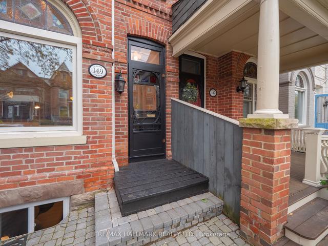 149 Simpson Ave, House semidetached with 2 bedrooms, 2 bathrooms and 1 parking in Toronto ON | Image 12