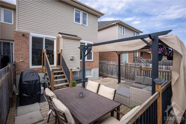 450 Grey Seal Cir, Townhouse with 3 bedrooms, 3 bathrooms and 3 parking in Ottawa ON | Image 28
