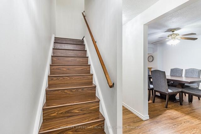 14 Briar Path, Townhouse with 3 bedrooms, 2 bathrooms and 1 parking in Brampton ON | Image 8