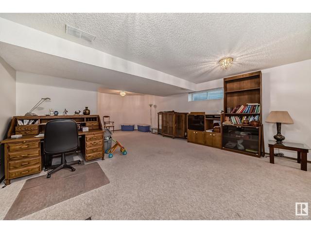 4003 38a Ave Nw, House detached with 3 bedrooms, 2 bathrooms and 4 parking in Edmonton AB | Image 33