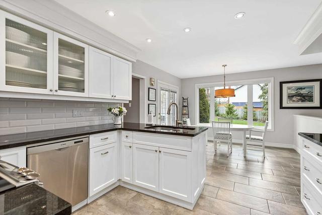 9 Fernbank Pl, House detached with 4 bedrooms, 4 bathrooms and 4 parking in Guelph ON | Image 17