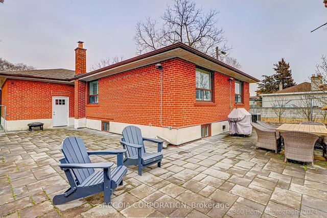 29 Pagebrook Dr, House detached with 3 bedrooms, 2 bathrooms and 3 parking in Toronto ON | Image 17