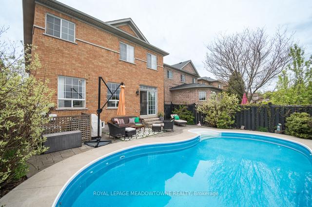166 Manley Ln, House detached with 4 bedrooms, 4 bathrooms and 4 parking in Milton ON | Image 33