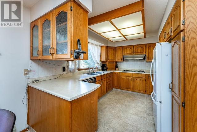 2436 W Knell Rd, House detached with 4 bedrooms, 3 bathrooms and null parking in Prince George BC | Image 13