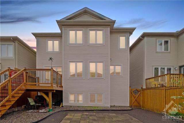 406 Vendevale Ave, House detached with 4 bedrooms, 4 bathrooms and 4 parking in Ottawa ON | Image 28