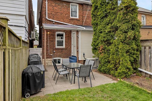 463 Jane St, House semidetached with 3 bedrooms, 1 bathrooms and 1 parking in Toronto ON | Image 27