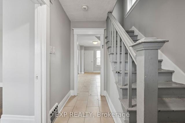 1180 Cannon St E, House detached with 4 bedrooms, 2 bathrooms and 2 parking in Hamilton ON | Image 9