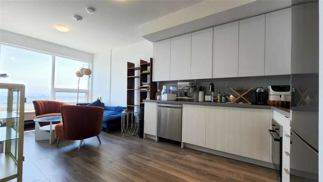 1801 - 297 Oak Walk Dr, Condo with 1 bedrooms, 1 bathrooms and 1 parking in Oakville ON | Image 2