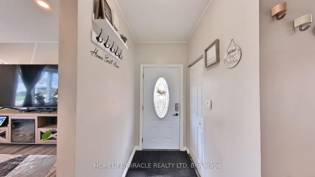 699 Highpoint Ave, House detached with 3 bedrooms, 2 bathrooms and 3 parking in Waterloo ON | Image 12