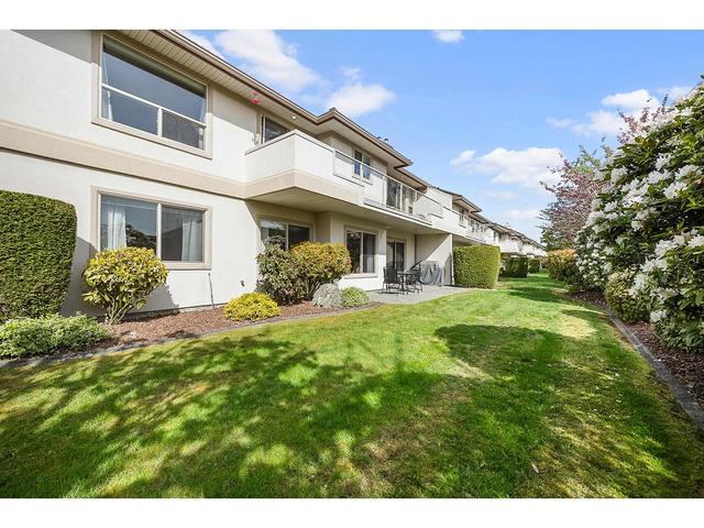 31 - 30703 Blueridge Dr, House attached with 3 bedrooms, 3 bathrooms and 2 parking in Abbotsford BC | Image 32