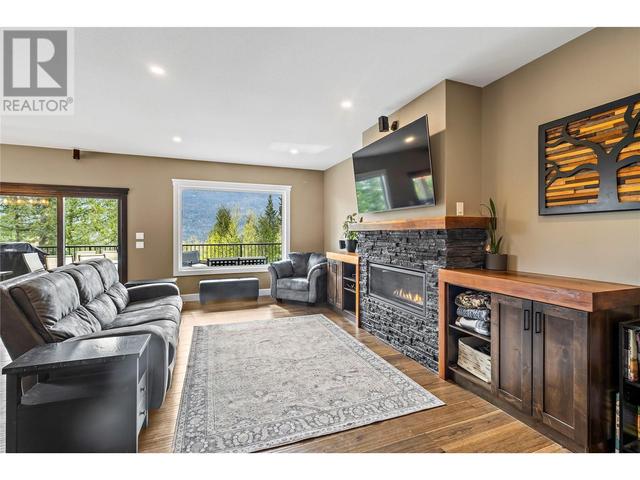 6600 Park Hill Rd Ne, House detached with 5 bedrooms, 3 bathrooms and 7 parking in Salmon Arm BC | Image 18