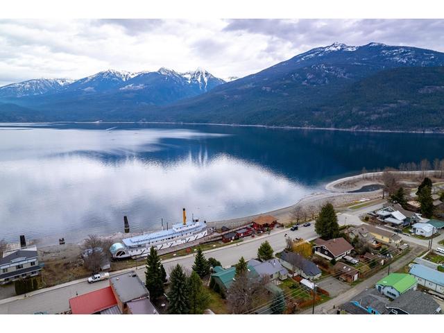 311 Front St, House detached with 3 bedrooms, 2 bathrooms and 4 parking in Kaslo BC | Image 82