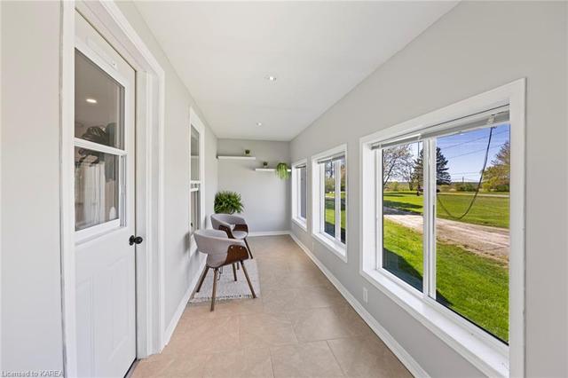2232 Woodburn Rd, House detached with 4 bedrooms, 2 bathrooms and 9 parking in Kingston ON | Image 9