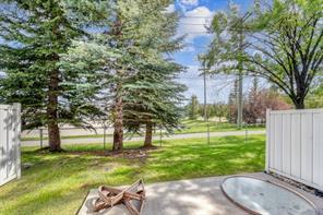 92 Somervale Pk Sw, Home with 2 bedrooms, 2 bathrooms and 2 parking in Calgary AB | Image 8