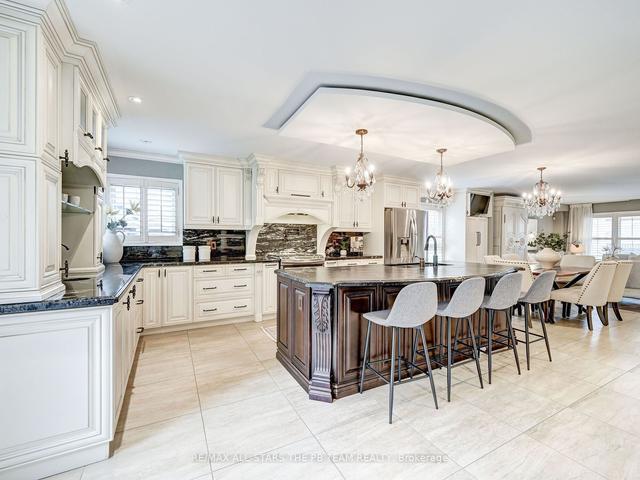 42 Meadowgrass Cres, House detached with 5 bedrooms, 5 bathrooms and 4 parking in Markham ON | Image 6