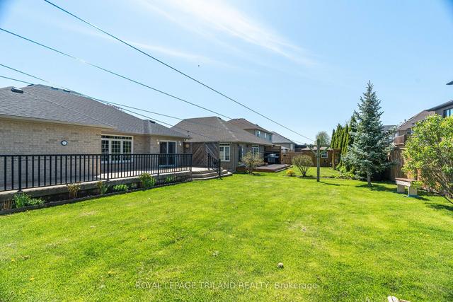297 Thorn Dr, House detached with 3 bedrooms, 3 bathrooms and 3.5 parking in Strathroy Caradoc ON | Image 30