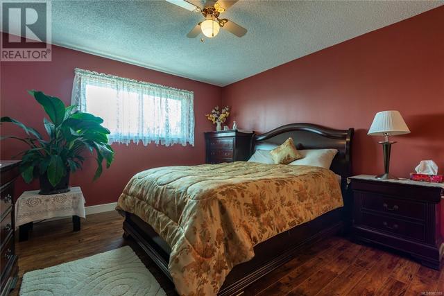 689 Alder St S, House detached with 4 bedrooms, 3 bathrooms and 3 parking in Campbell River BC | Image 14