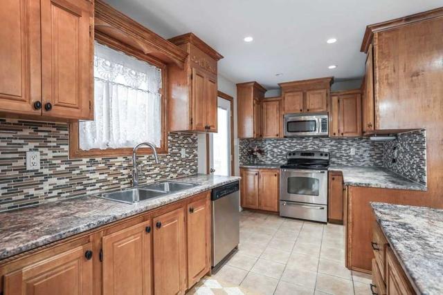 48 Tindale Rd, House semidetached with 3 bedrooms, 3 bathrooms and 4 parking in Brampton ON | Image 3