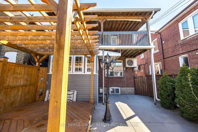 1840 Dufferin St, House detached with 3 bedrooms, 2 bathrooms and 2 parking in Toronto ON | Image 39