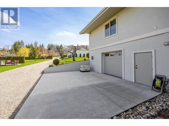 1091 12 Street Se, House detached with 4 bedrooms, 4 bathrooms and 4 parking in Salmon Arm BC | Image 64