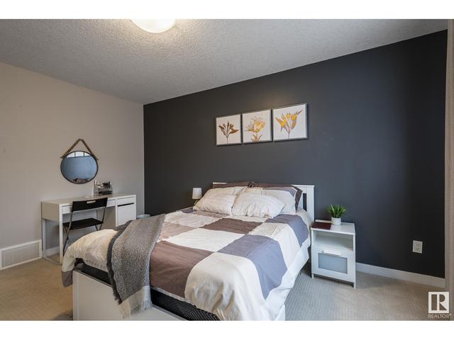 18 - 9535 217 St Nw, House attached with 3 bedrooms, 2 bathrooms and null parking in Edmonton AB | Image 15
