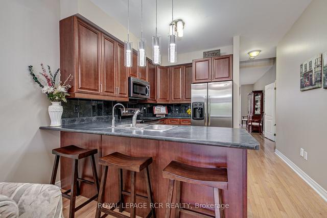 683 Skye Ct, Condo with 2 bedrooms, 3 bathrooms and 2 parking in Newmarket ON | Image 25
