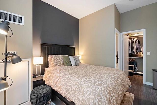 T3 - 165 Legion Rd N, Townhouse with 2 bedrooms, 2 bathrooms and 2 parking in Toronto ON | Image 6