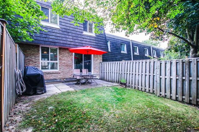 3 Tangle Briarway, Townhouse with 3 bedrooms, 2 bathrooms and 2 parking in Toronto ON | Image 32