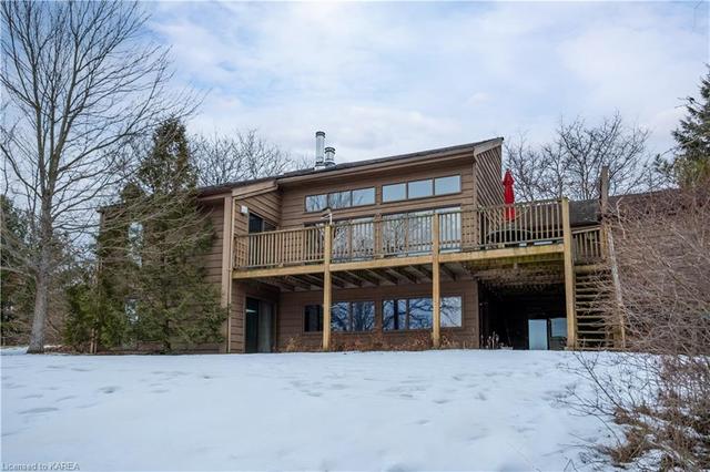 2924 Highway 2, House detached with 3 bedrooms, 2 bathrooms and 6 parking in Kingston ON | Image 34