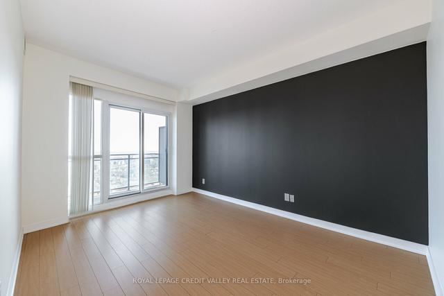 2426 - 165 Legion Rd N, Condo with 2 bedrooms, 2 bathrooms and 1 parking in Toronto ON | Image 15