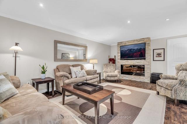 23 Annmoore Cres, Townhouse with 3 bedrooms, 4 bathrooms and 4 parking in Guelph ON | Image 19