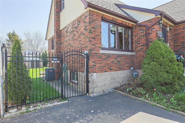 5746 Hanan Ave, House detached with 3 bedrooms, 2 bathrooms and 2 parking in Niagara Falls ON | Image 8
