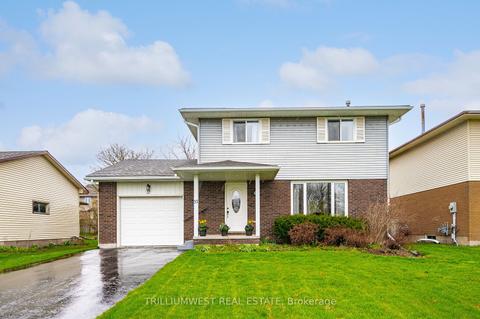 37 Bellefield Cres, Wellington North, ON, N0G1A0 | Card Image