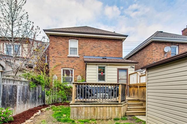534 Maple Ave, House detached with 4 bedrooms, 2 bathrooms and 4 parking in Hamilton ON | Image 29
