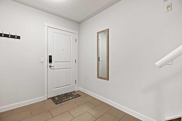 363 - 2233 34 Ave Sw, Condo with 1 bedrooms, 1 bathrooms and 1 parking in Calgary AB | Image 2