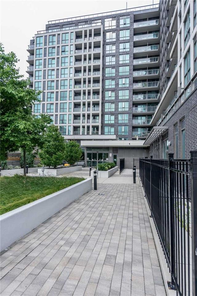 1004 - 80 Esther Lorrie Dr, Condo with 1 bedrooms, 1 bathrooms and 1 parking in Toronto ON | Image 4