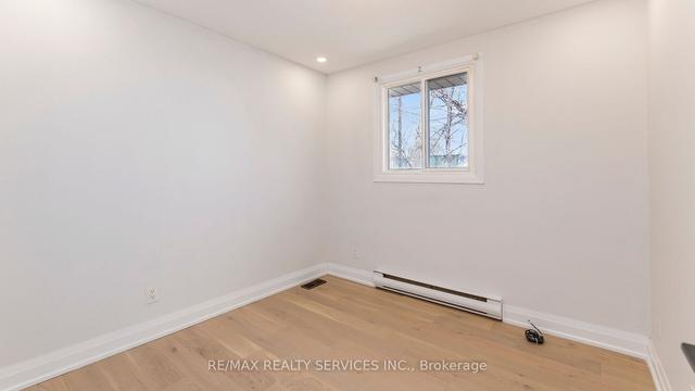 11 - 135 Chalmers St S, Townhouse with 3 bedrooms, 2 bathrooms and 3 parking in Cambridge ON | Image 26