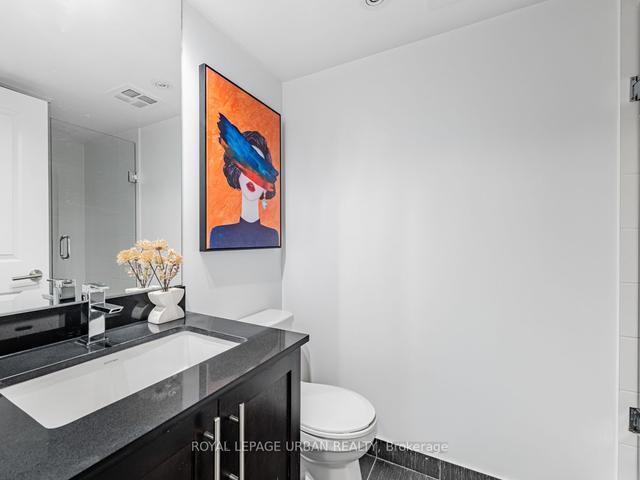 1915 - 400 Adelaide St E, Condo with 2 bedrooms, 2 bathrooms and 1 parking in Toronto ON | Image 10