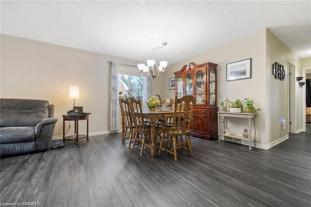 1387 Station St, House detached with 5 bedrooms, 2 bathrooms and 5 parking in Pelham ON | Image 6