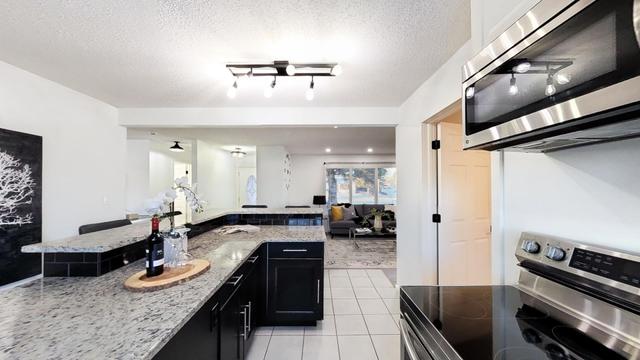8708 6 Street Se, House detached with 3 bedrooms, 2 bathrooms and 4 parking in Calgary AB | Image 1