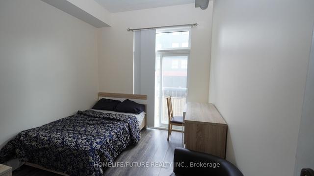201 - 253 Albert St, Condo with 2 bedrooms, 2 bathrooms and 0 parking in Waterloo ON | Image 2