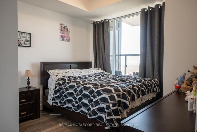 2201 - 297 Oak Walk Dr, Condo with 1 bedrooms, 1 bathrooms and 1 parking in Oakville ON | Image 2