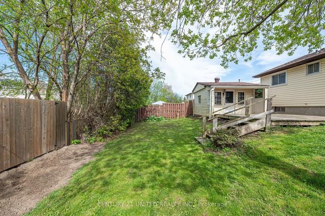 854 Terrace Rd, House detached with 3 bedrooms, 2 bathrooms and 5 parking in Peterborough ON | Image 21