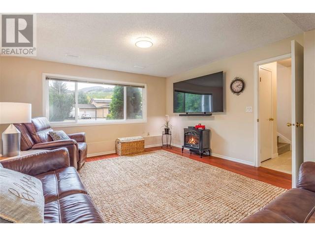 168 Bornais St E, House detached with 4 bedrooms, 3 bathrooms and 2 parking in Kelowna BC | Image 24